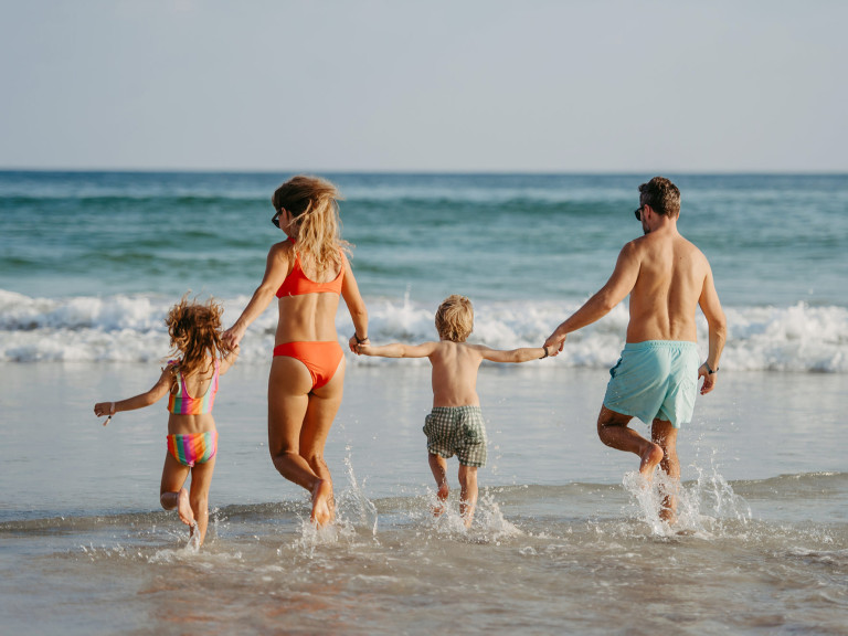 media.Fine-AgostoStock_568857241