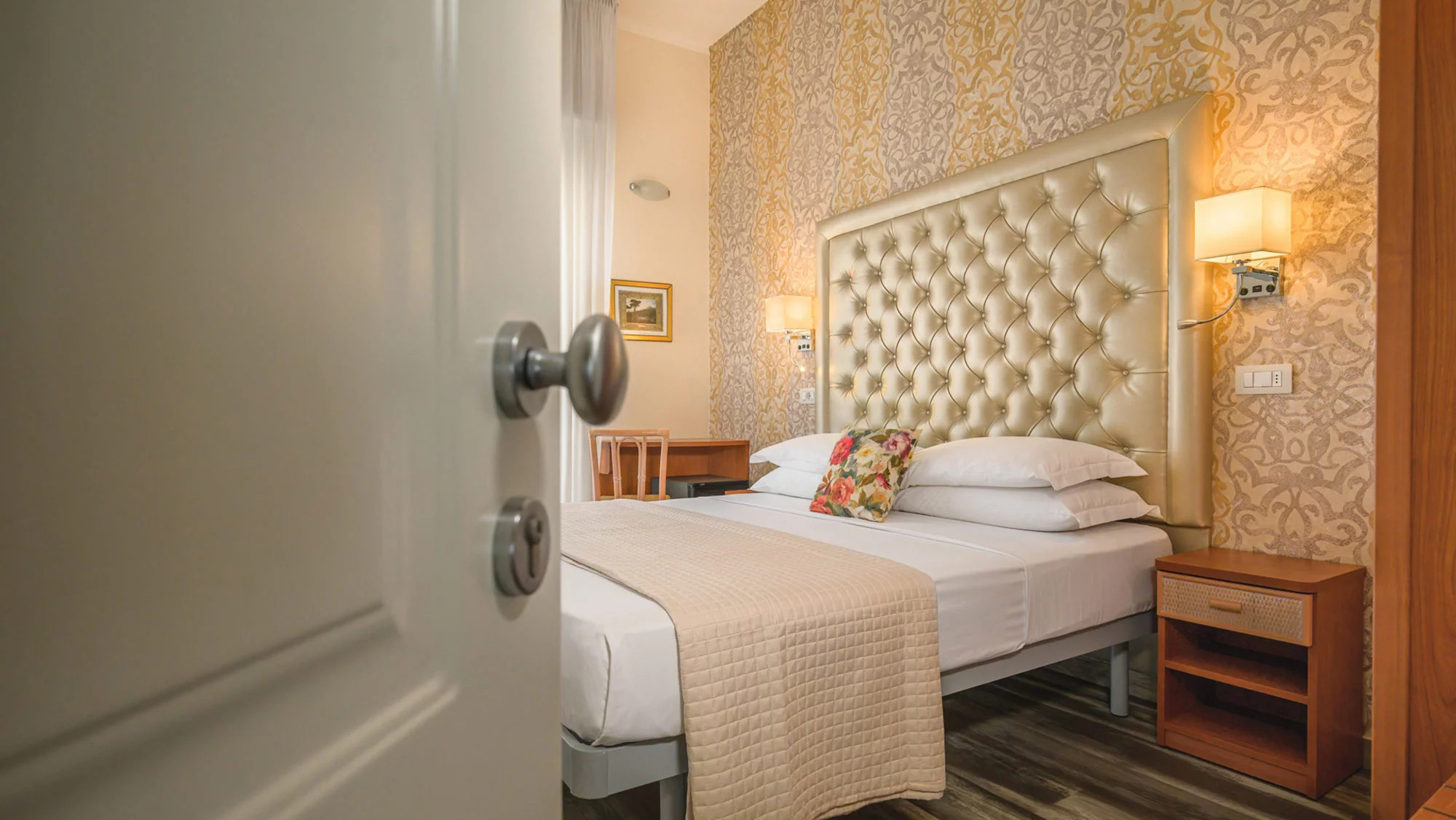 media.Classic-slide_05-Acquamarina_formato-web-(34)