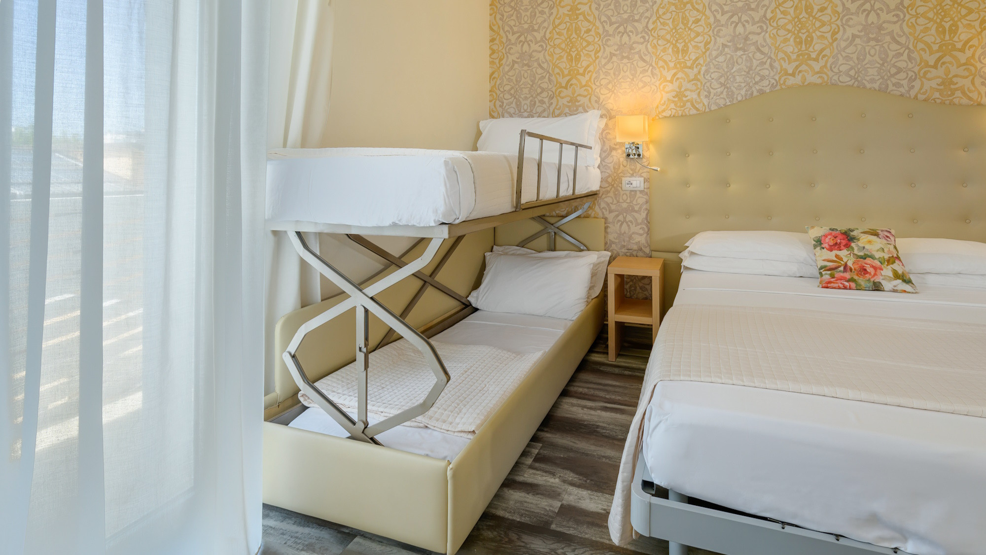 media.Camera-Classic-Family-hotel-acquamarina